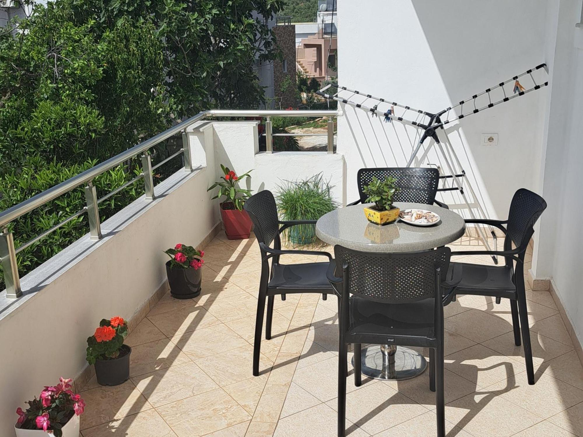 Guesthouse Shehu Ksamil Exterior foto
